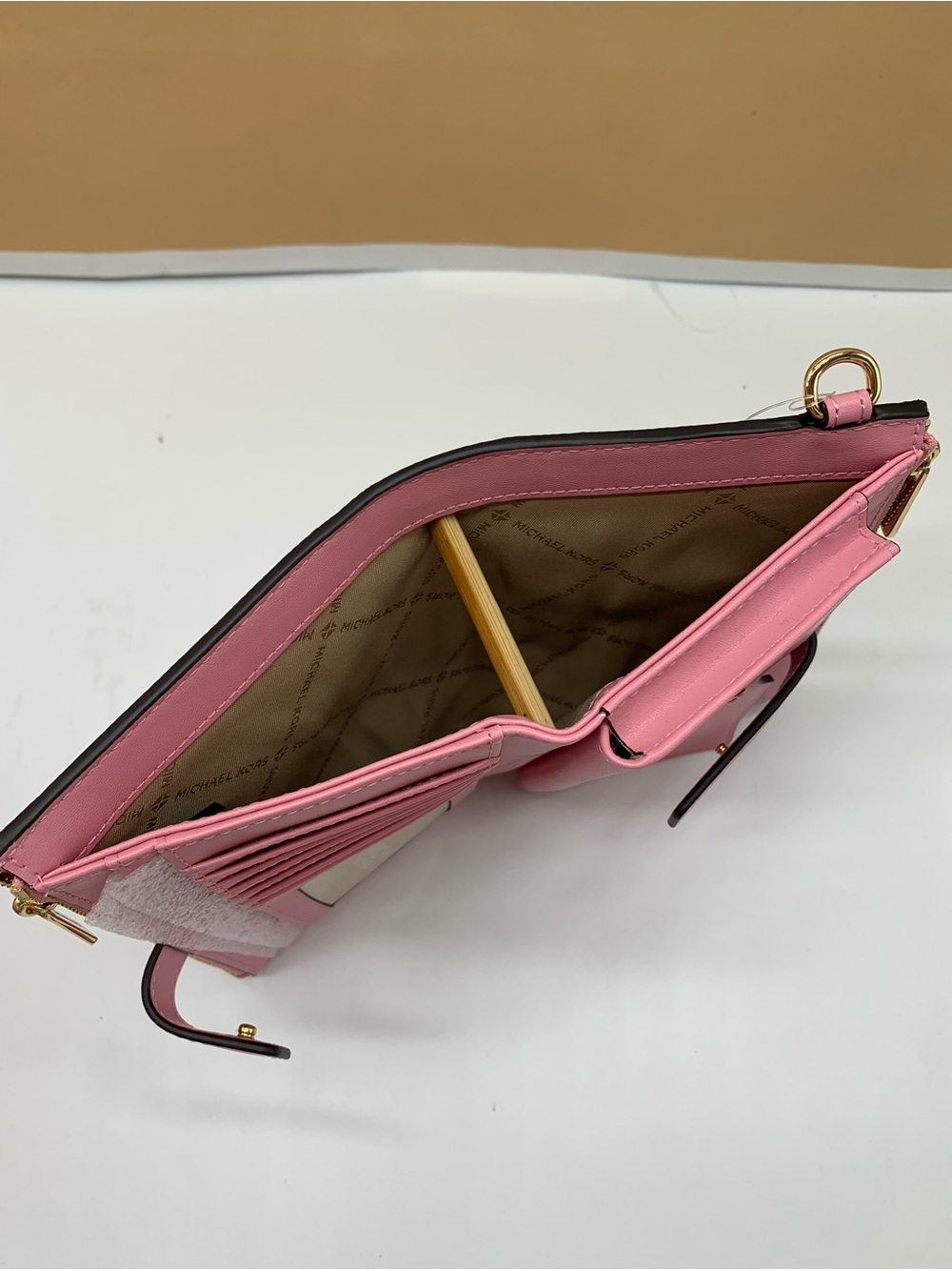 Michael Kors Cornation Ombré MK Logo Wristlet/ wallet with Gold Hardware - Picture 10 of 13